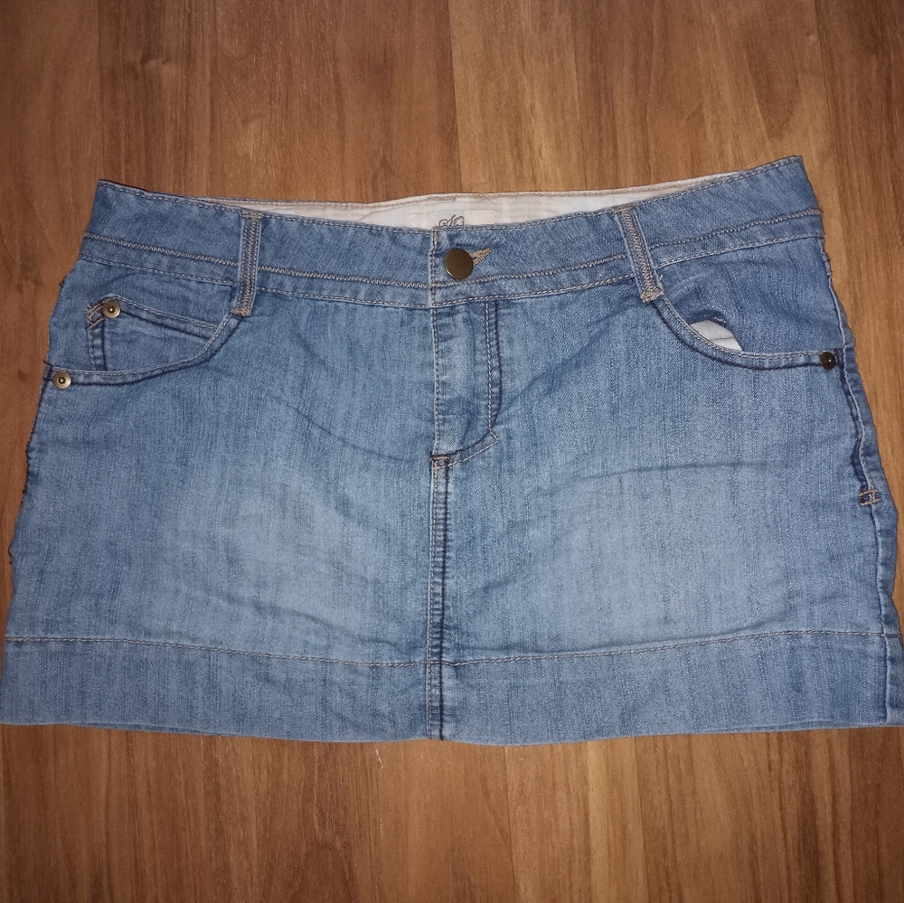 Size 5 skirt